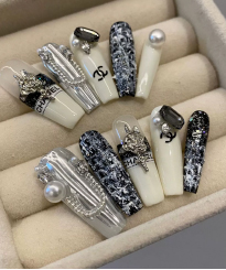 打造美妆精英人才
